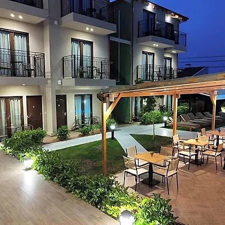 Oro Hotel *